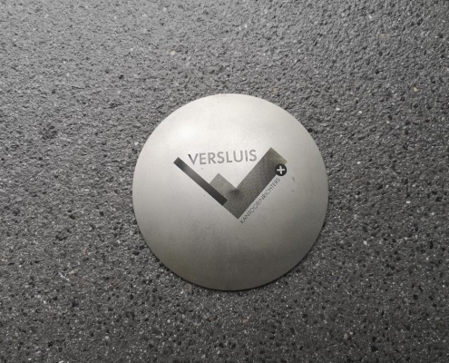 Markeringsnagel met logo